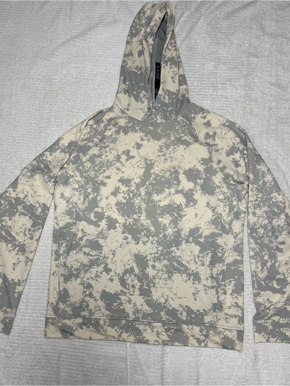 Lululemon Men's Hooded Sweatshirt - Grey/Cream